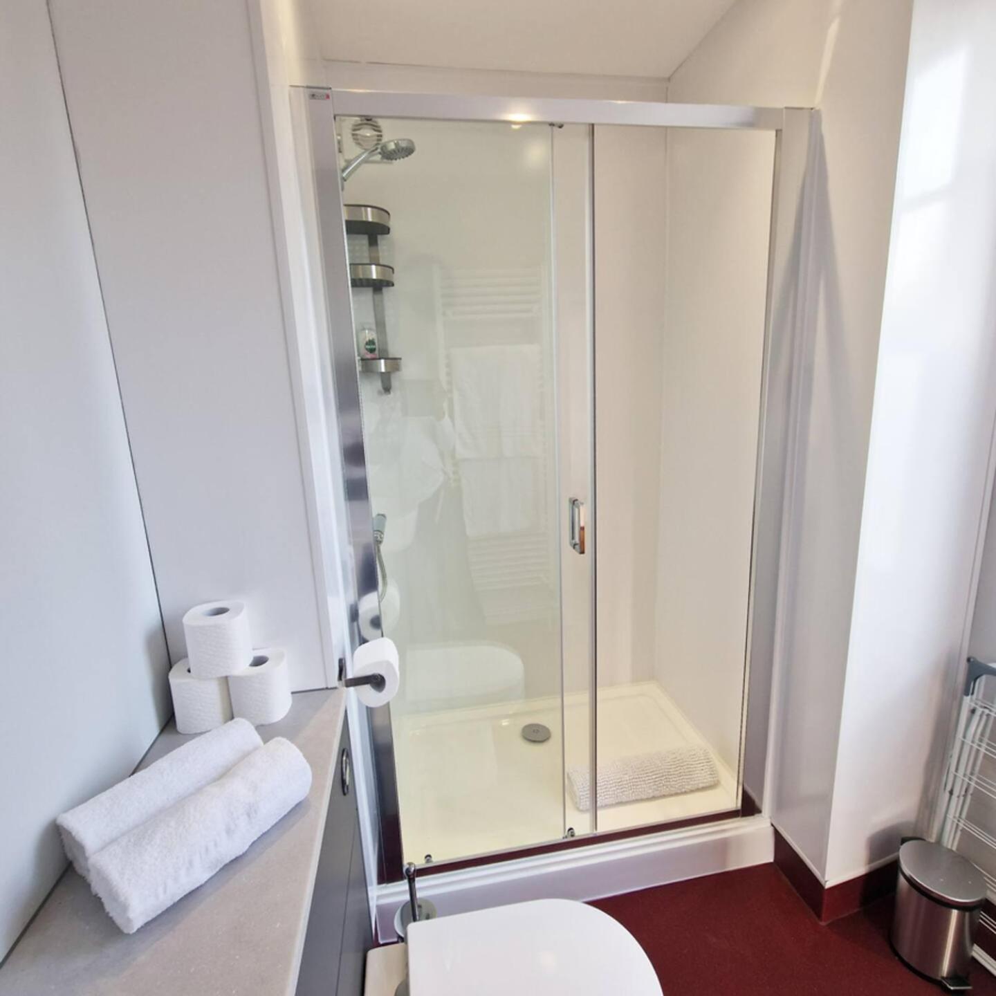 1St Floor Riverview Duplex Flat With Parking NWI Szoba fotó